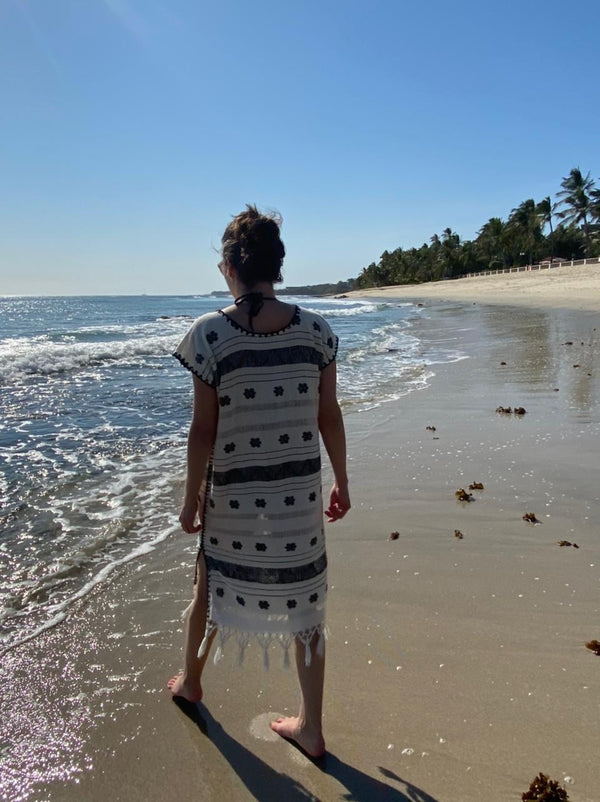 Huipil Yucatán Crudo y negro